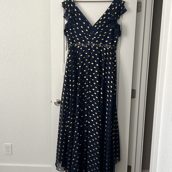 Mac Duggal NWT Navy and Gold Evening Gown - Picture 7 of 10